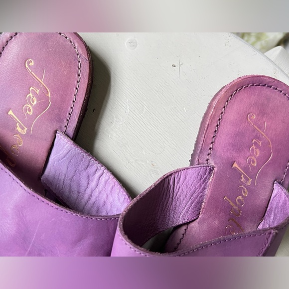 Free People brand size 7.5 purple leather sandals - Picture 6 of 6